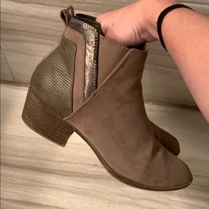 Steve Madden Beige Booties